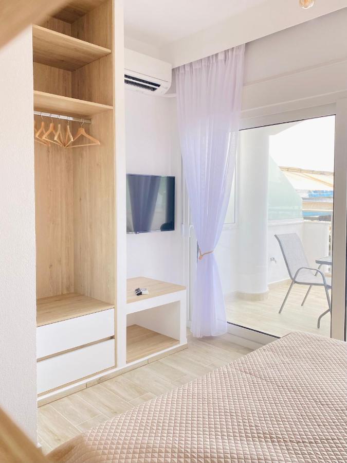 Ifigenia Sea View Apartments Chrysi Ammoudia Bagian luar foto